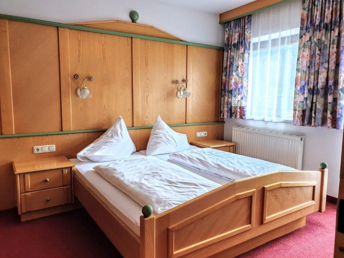 Alpen Appartements Laerchenhof Lermoos Kültér fotó