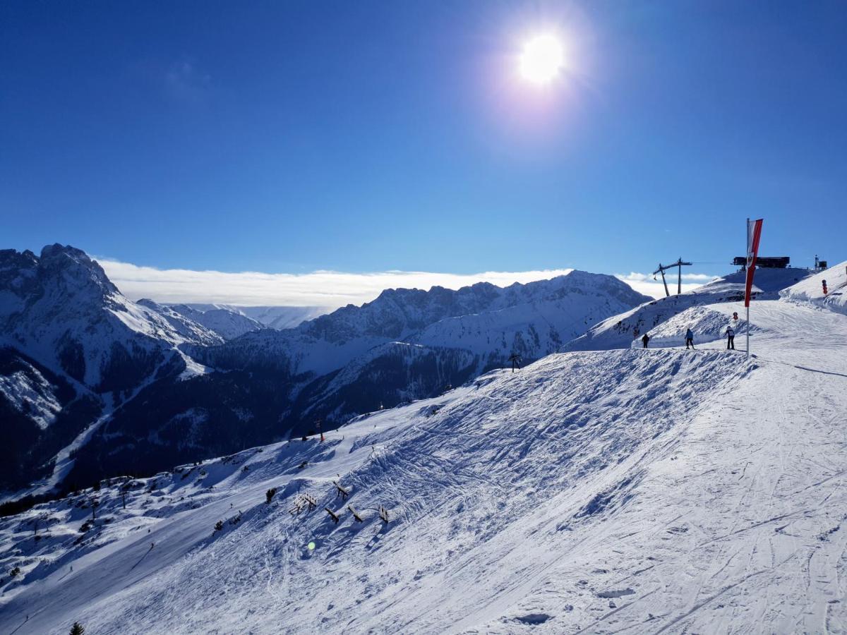 Alpen Appartements Laerchenhof Lermoos Kültér fotó